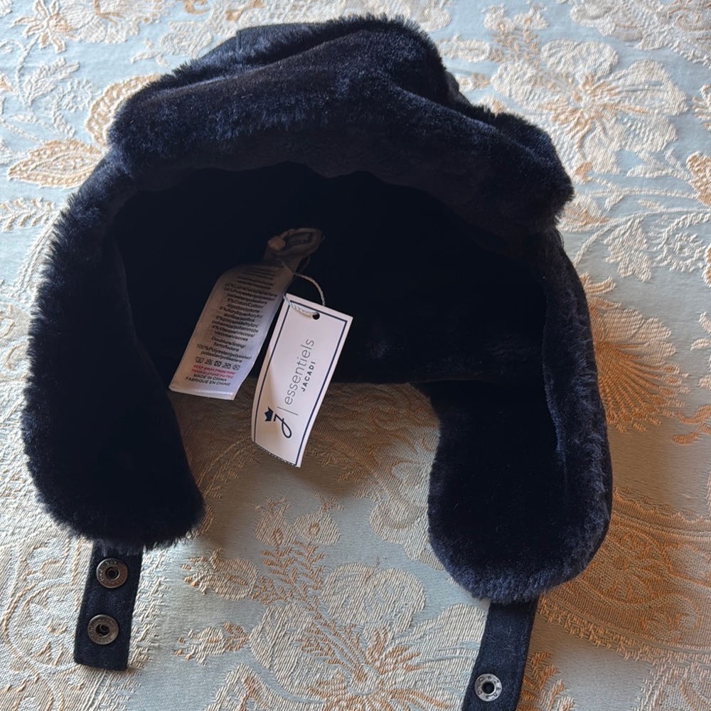 Jacadi deep navy outside wool, inside soft fleece Trapper Hat with faux fur trim